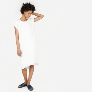 Everlane’s Japanese GoWeave Cocoon Dress